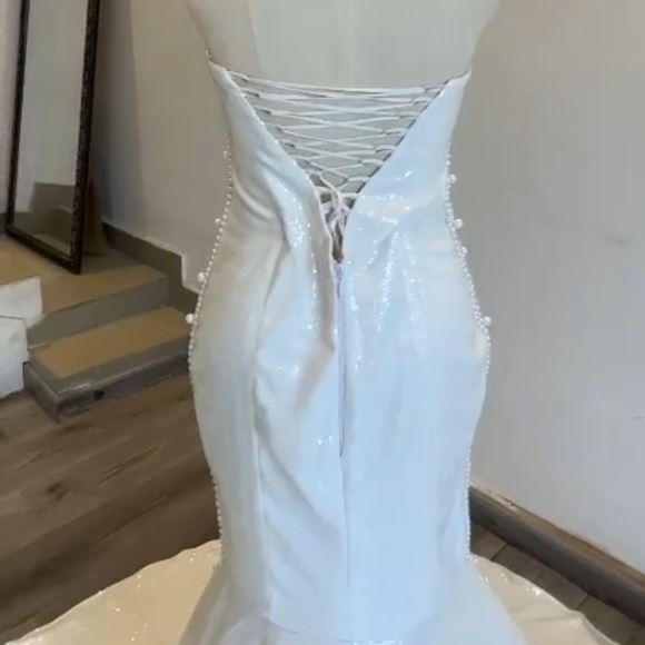 PROM DRESS - Picture 6 of 7